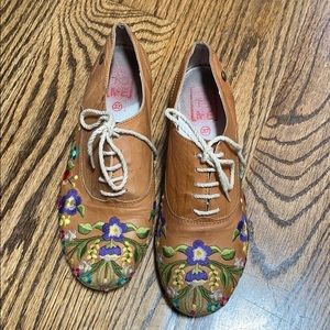 Anthropologie adorable flats